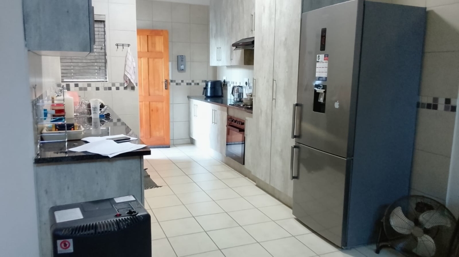 3 Bedroom Property for Sale in Waterval East North West